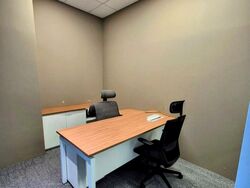 Oue Downtown (D1), Office #568708471